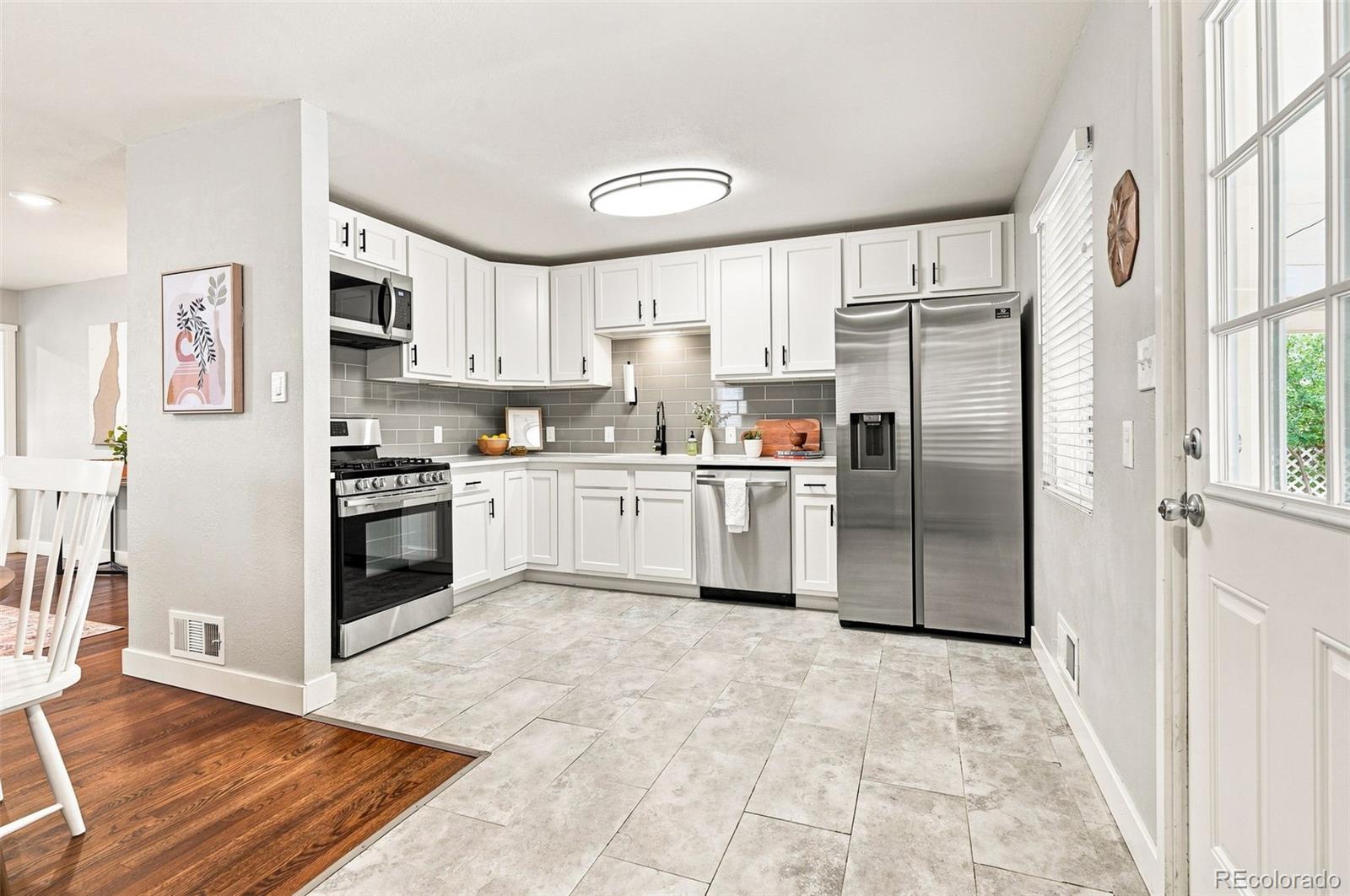 MLS Image #12 for 1908  akron street,aurora, Colorado