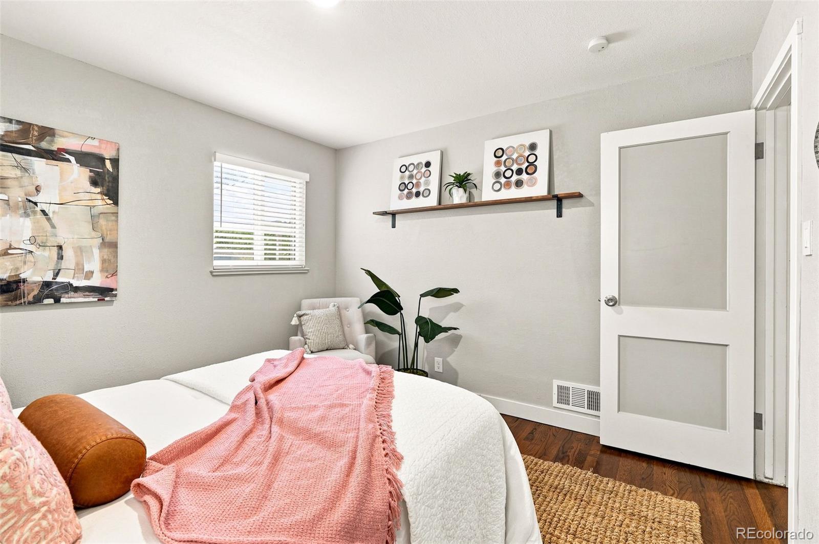 MLS Image #20 for 1908  akron street,aurora, Colorado