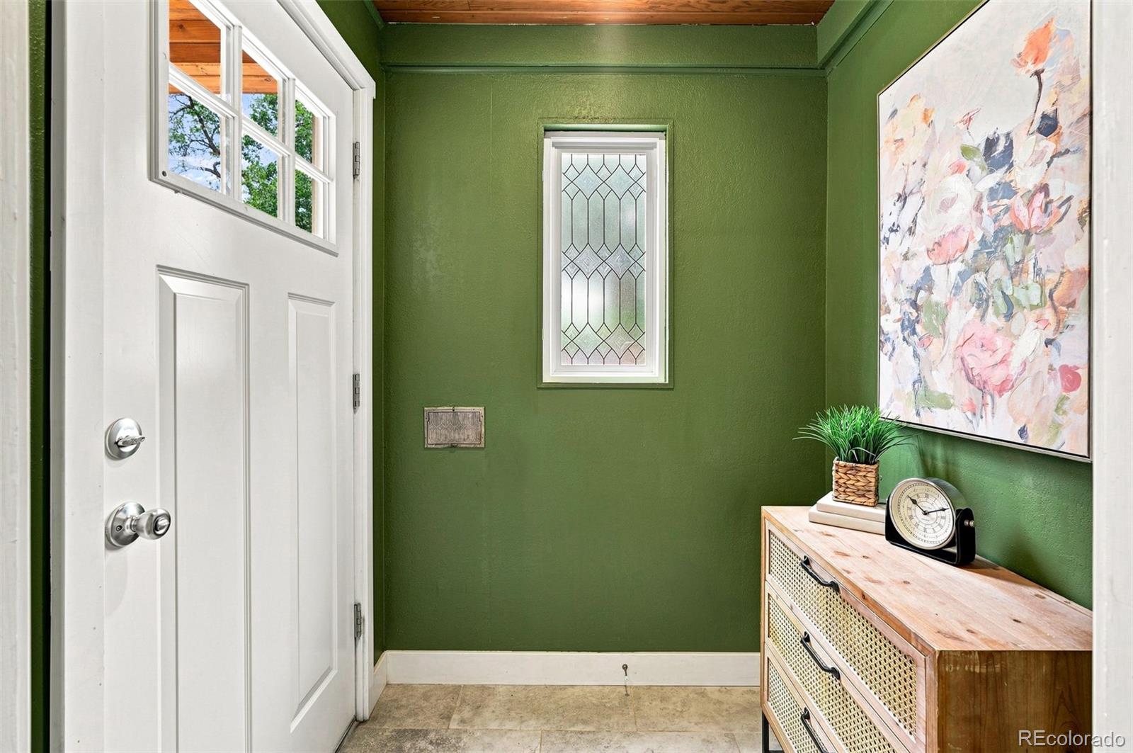 MLS Image #3 for 1908  akron street,aurora, Colorado