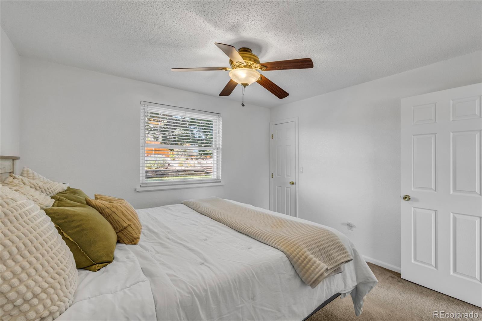 MLS Image #13 for 16298 e bates drive,aurora, Colorado
