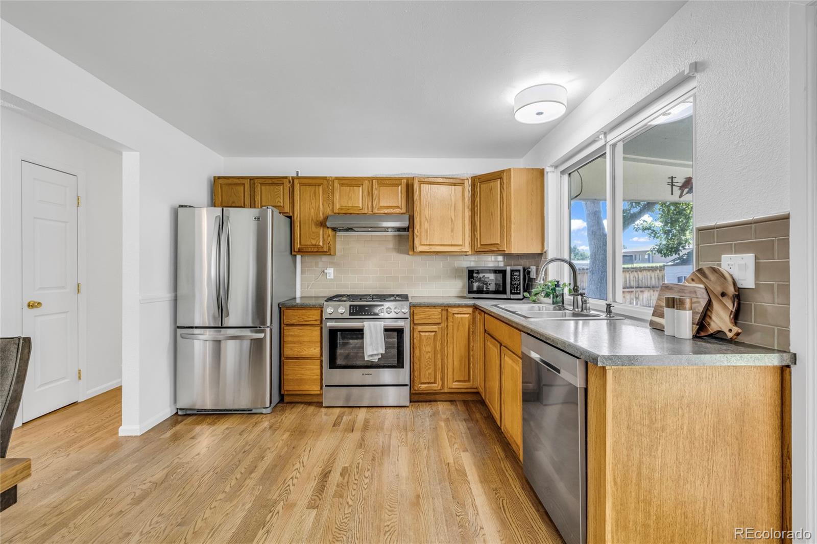 MLS Image #7 for 16298 e bates drive,aurora, Colorado