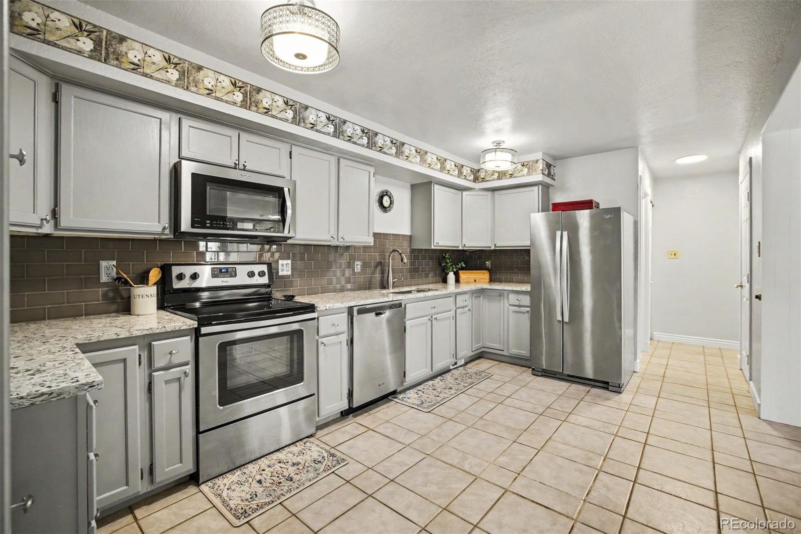 MLS Image #7 for 5671 w 71st avenue,arvada, Colorado
