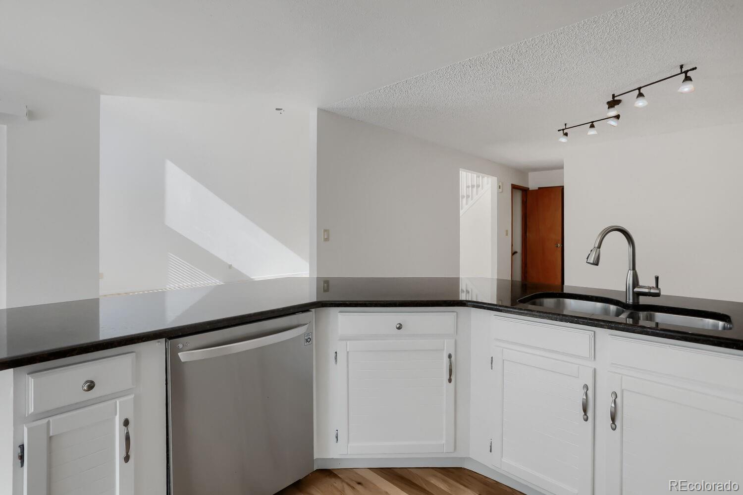 MLS Image #14 for 4927 s eagle circle,aurora, Colorado