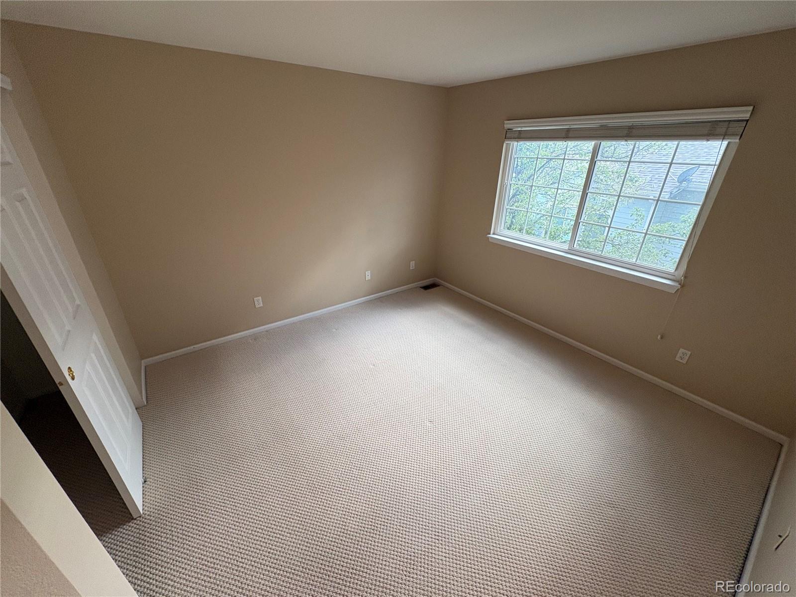 MLS Image #11 for 9604  brentwood way,broomfield, Colorado