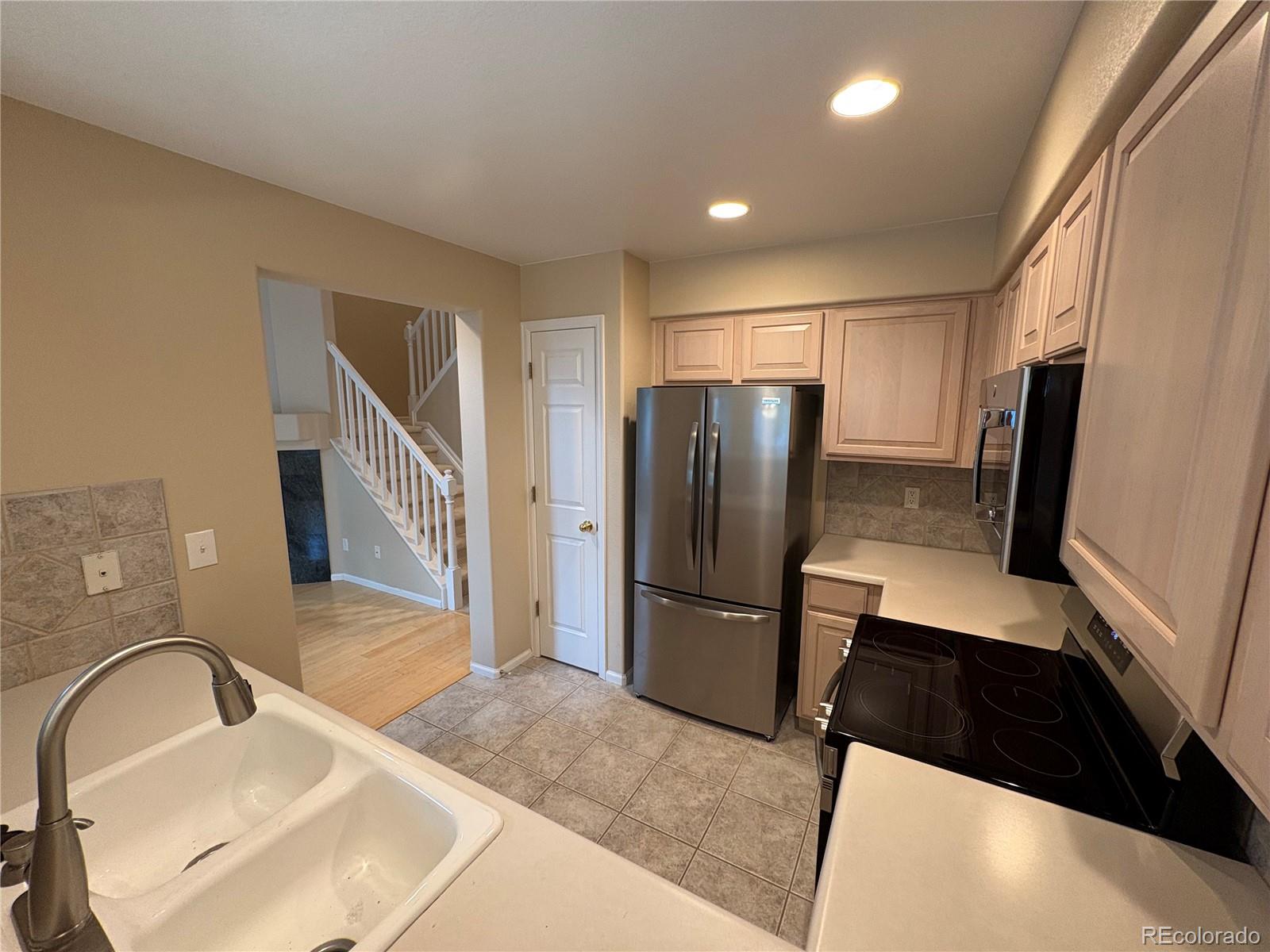 MLS Image #5 for 9604  brentwood way,broomfield, Colorado