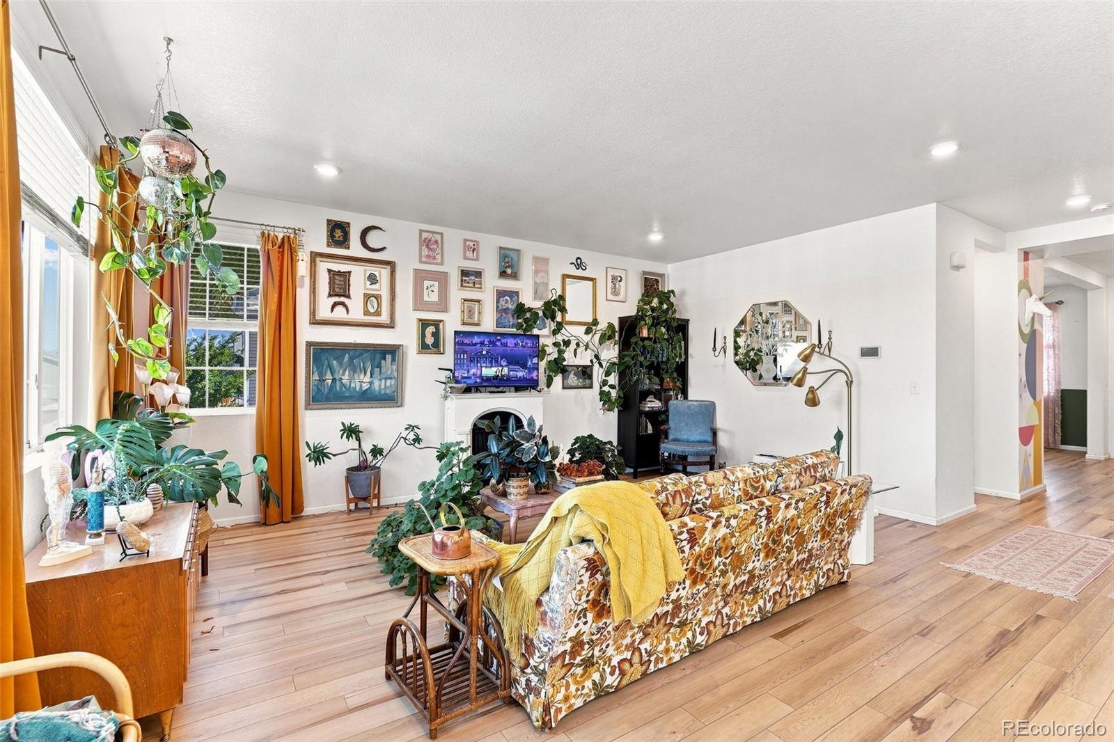 MLS Image #8 for 9349  rifle street,commerce city, Colorado