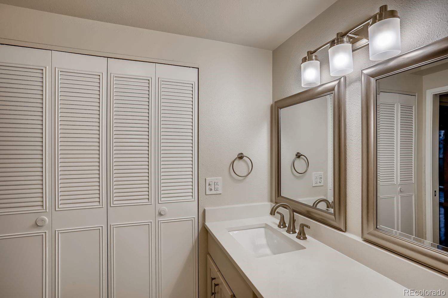 MLS Image #6 for 7877 e mississippi avenue 102,denver, Colorado