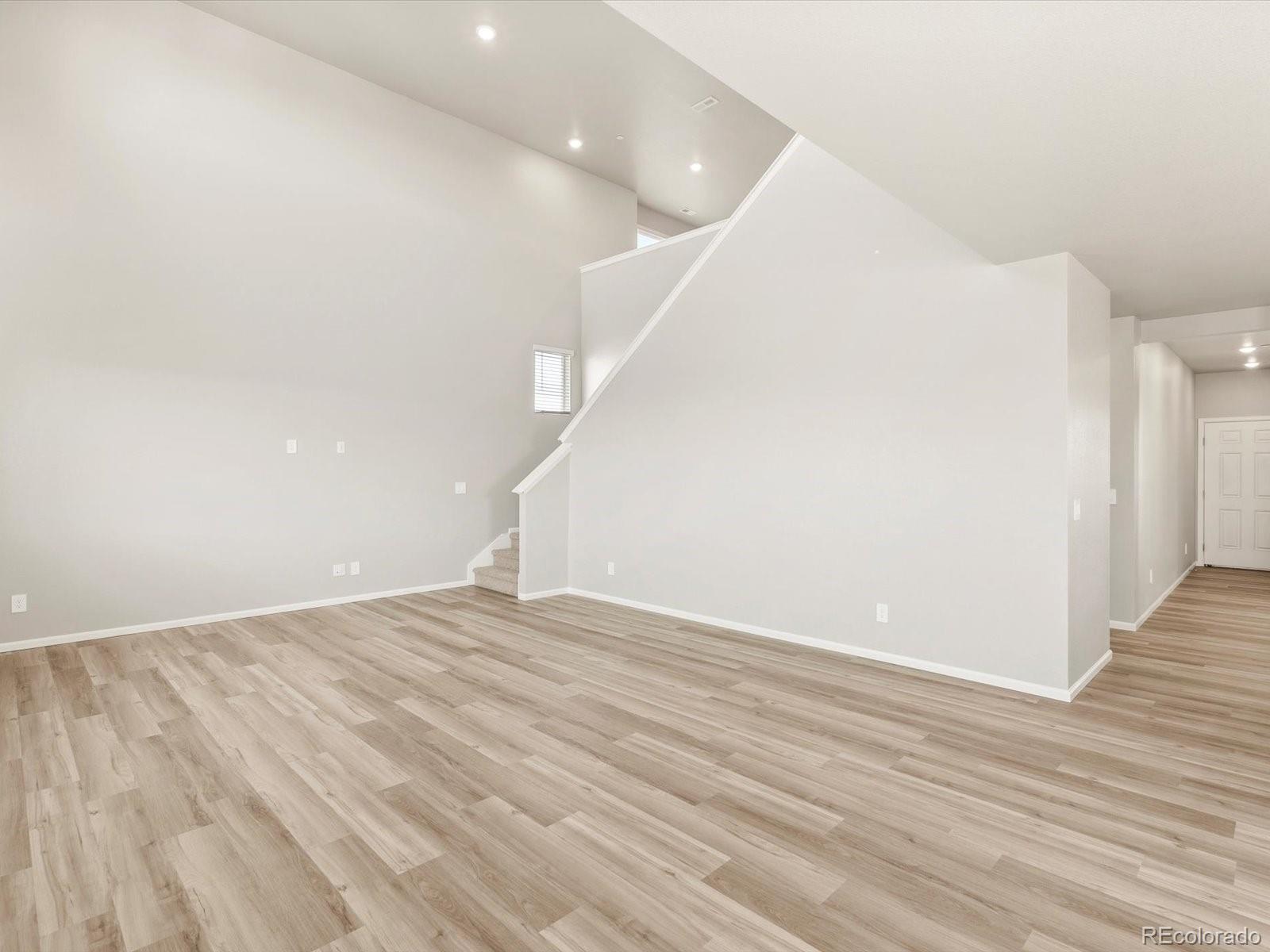 MLS Image #9 for 17657 e 89th way,commerce city, Colorado