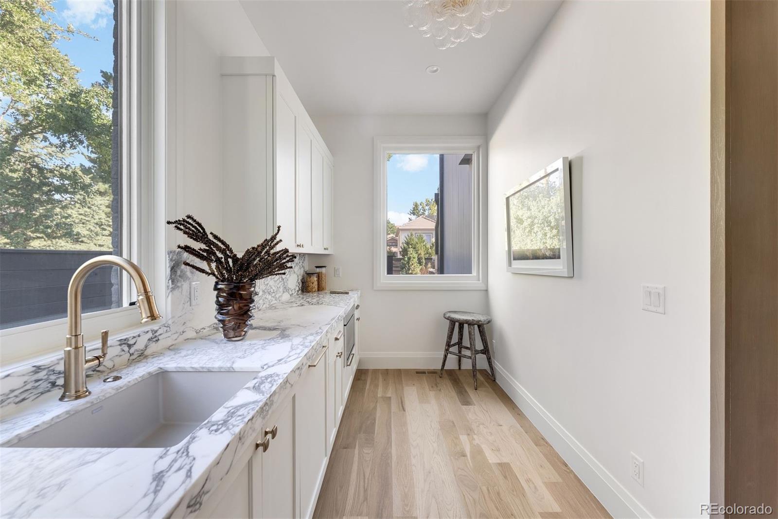 MLS Image #7 for 2655 e cedar avenue,denver, Colorado