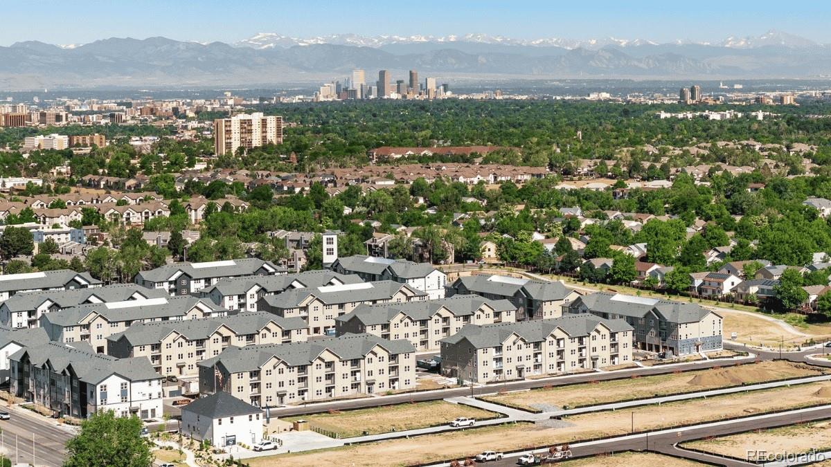 MLS Image #17 for 1410 s boston court,denver, Colorado