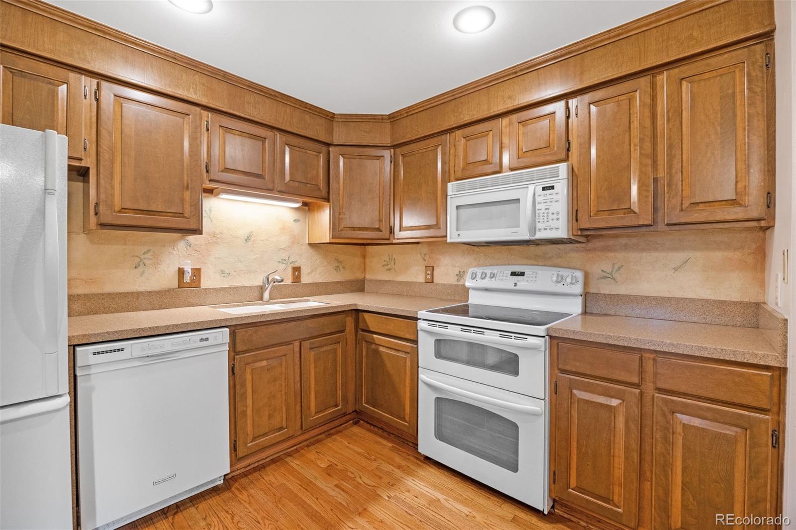 MLS Image #11 for 6565  winona court,arvada, Colorado