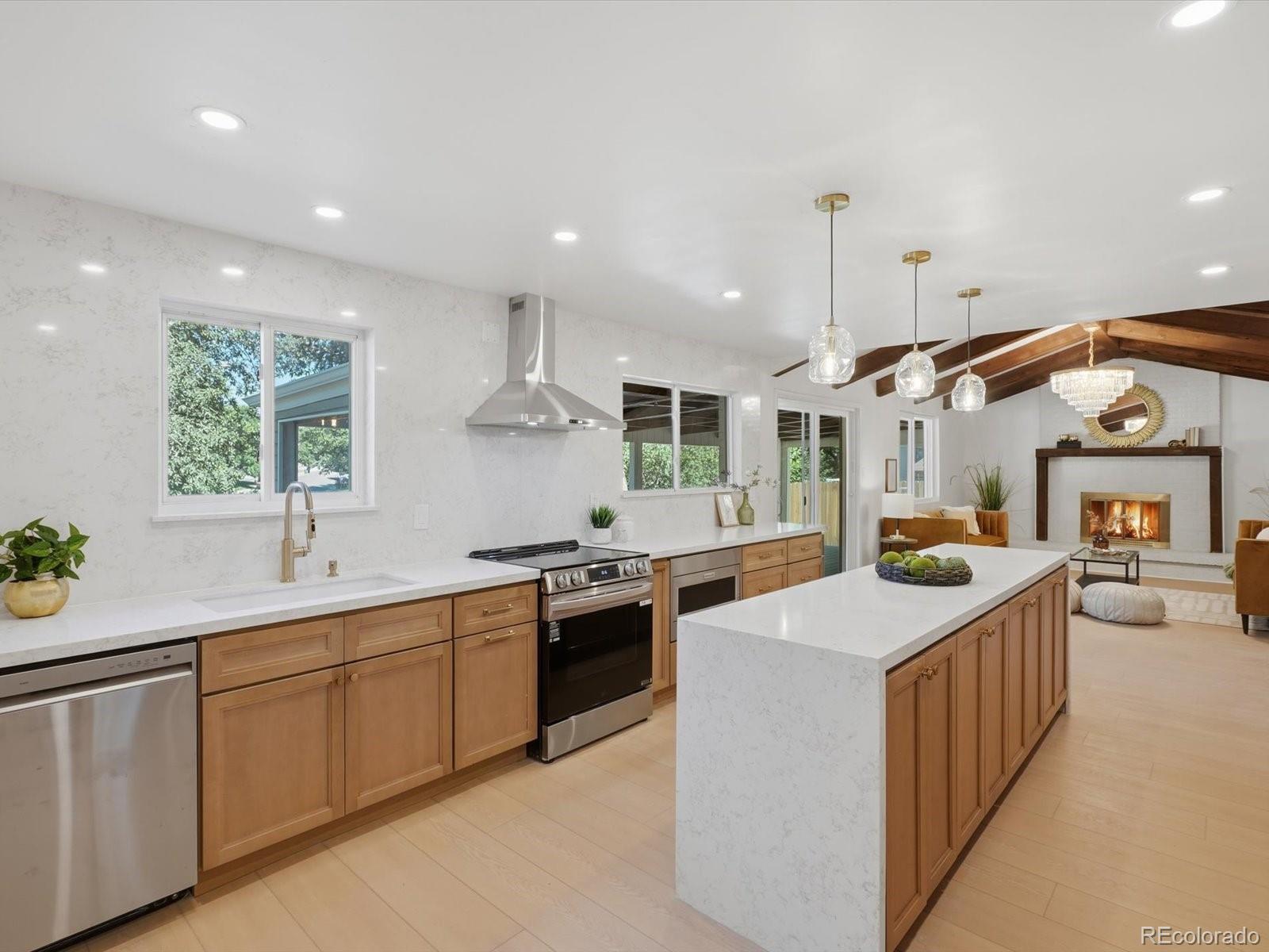 MLS Image #13 for 4000 s spruce street,denver, Colorado