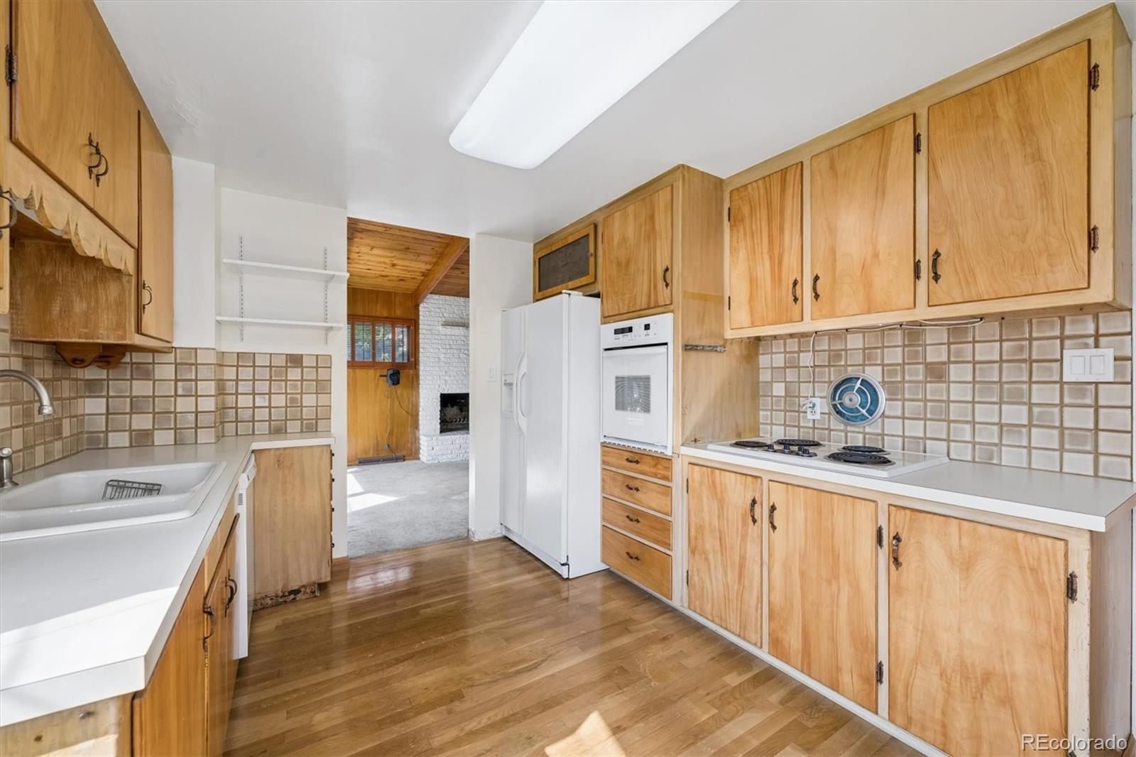 MLS Image #10 for 1662 w lake place,littleton, Colorado