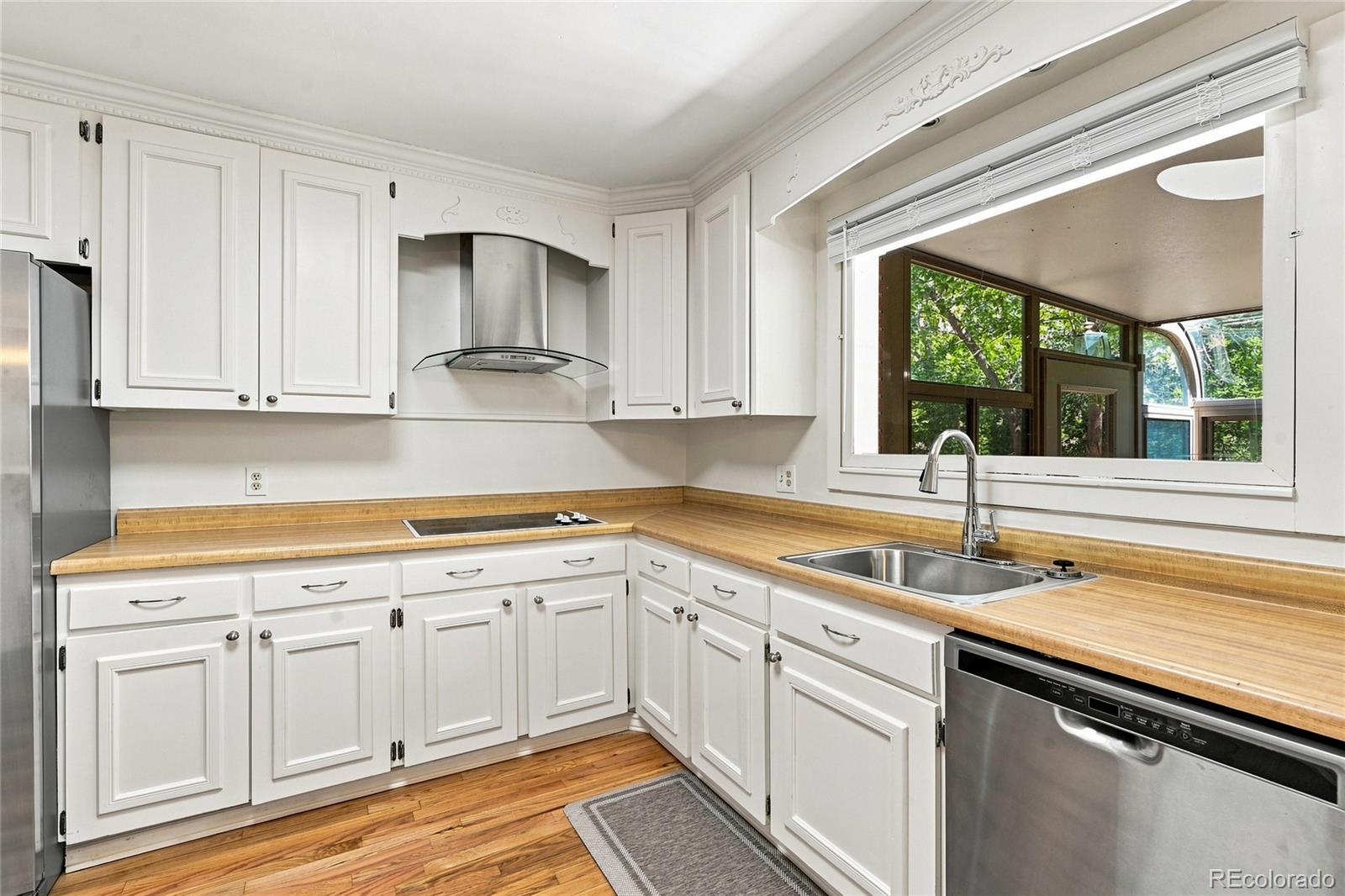 MLS Image #14 for 6850 s downing circle,centennial, Colorado