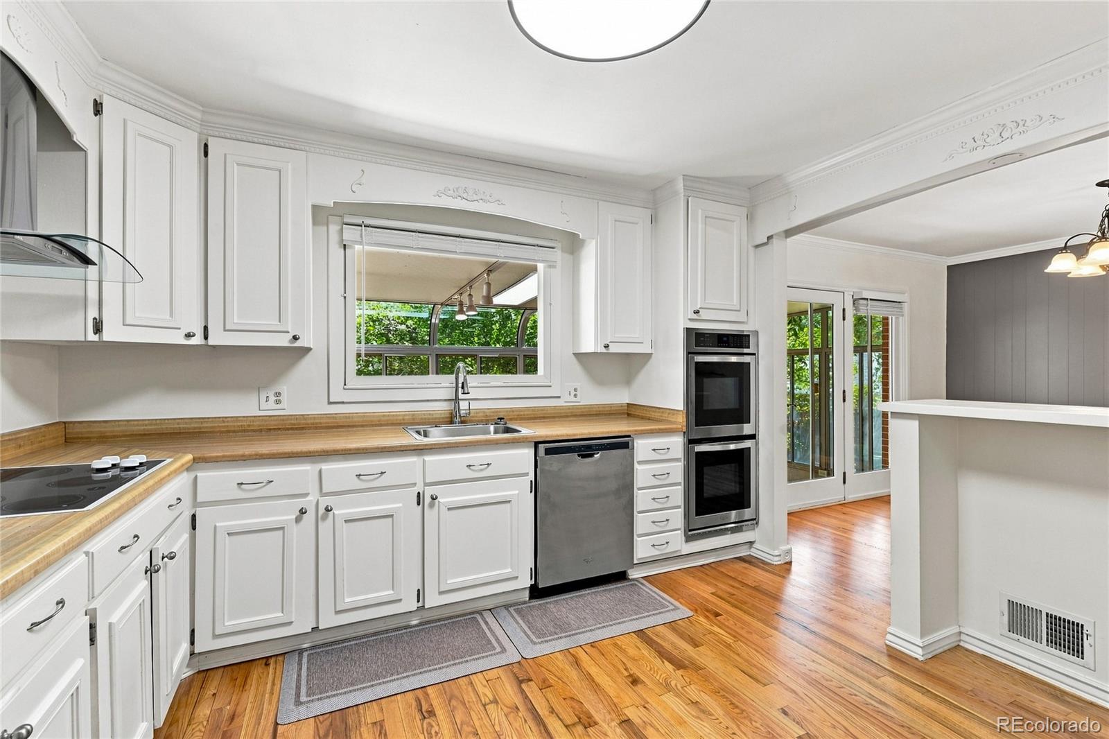 MLS Image #15 for 6850 s downing circle,centennial, Colorado