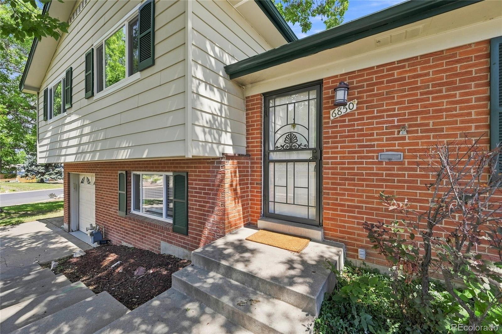 MLS Image #38 for 6850 s downing circle,centennial, Colorado