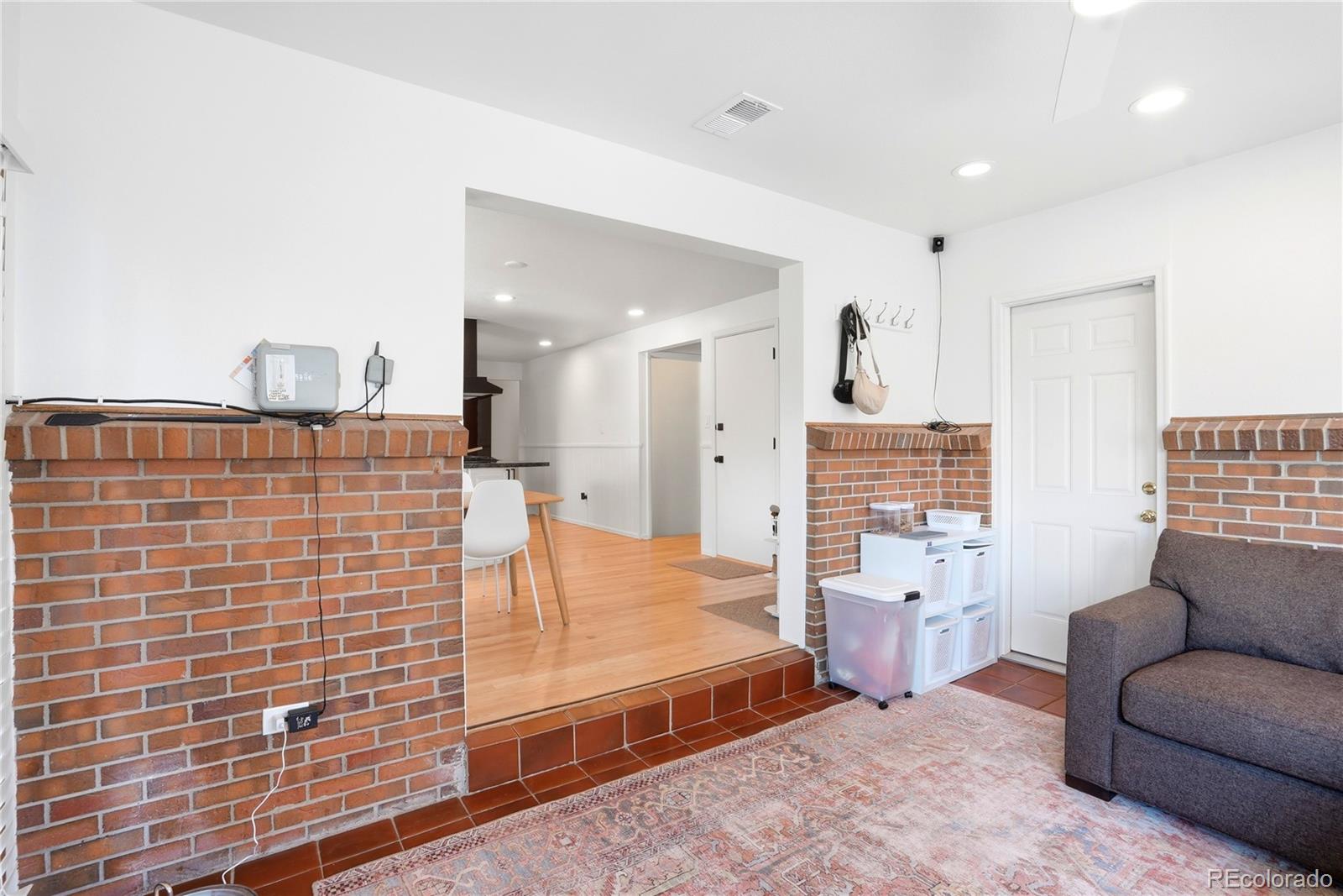 MLS Image #12 for 2779 s meade street,denver, Colorado