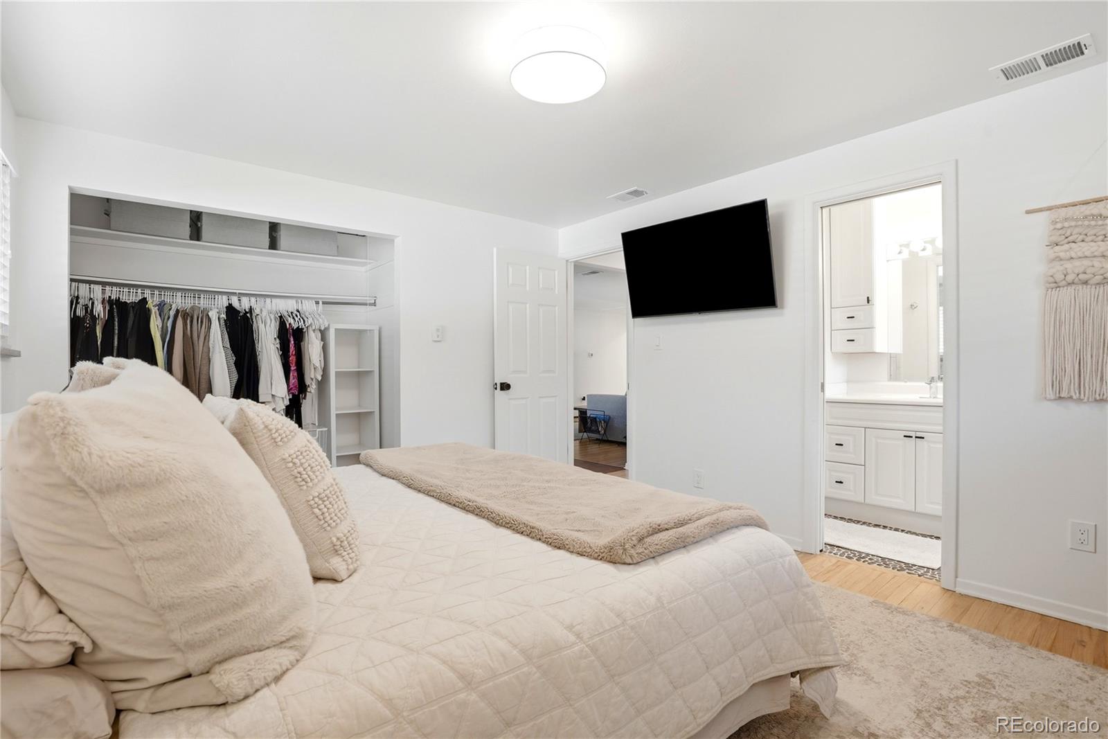 MLS Image #23 for 2779 s meade street,denver, Colorado