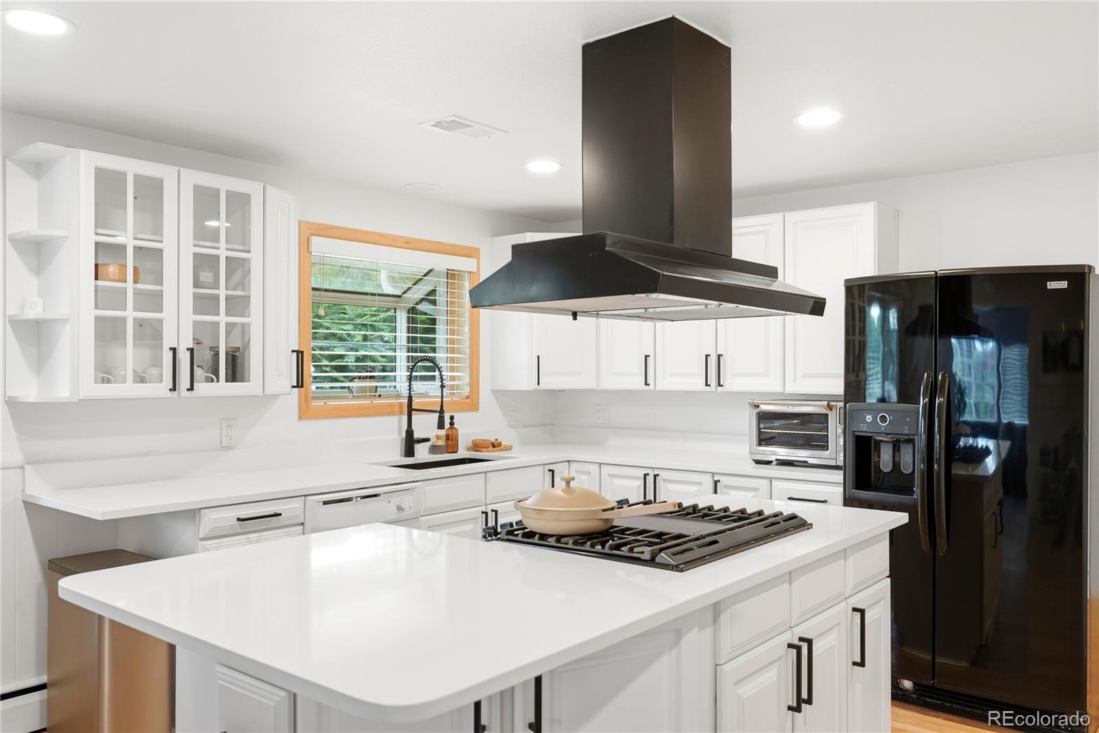 MLS Image #4 for 2779 s meade street,denver, Colorado
