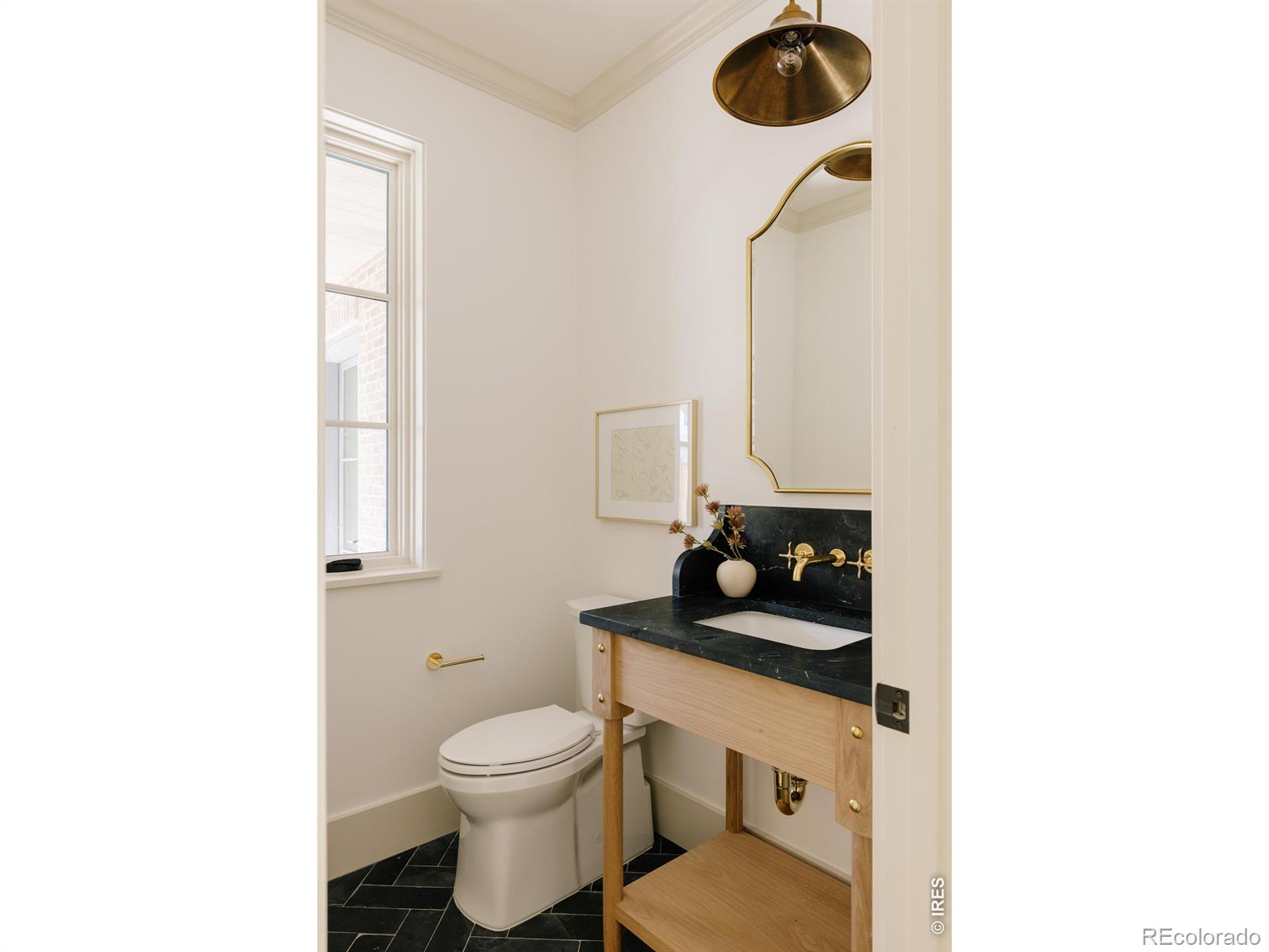 MLS Image #12 for 858 s saint paul street,denver, Colorado