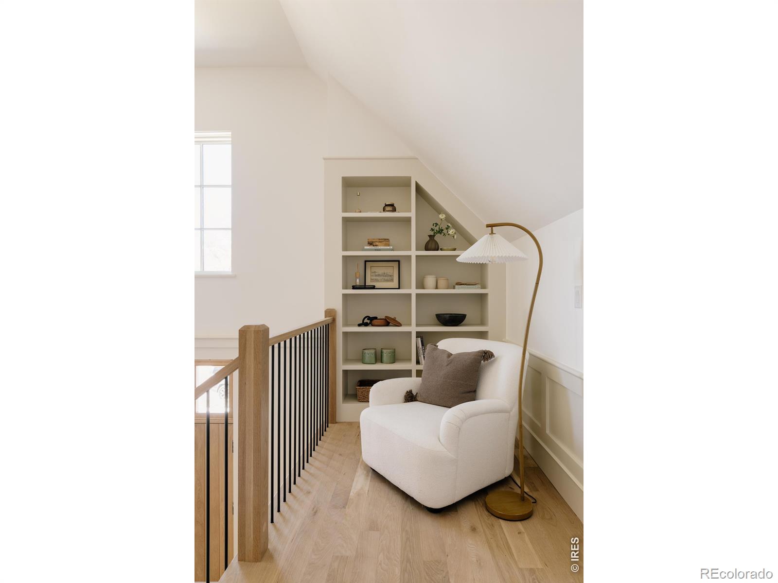 MLS Image #14 for 858 s saint paul street,denver, Colorado