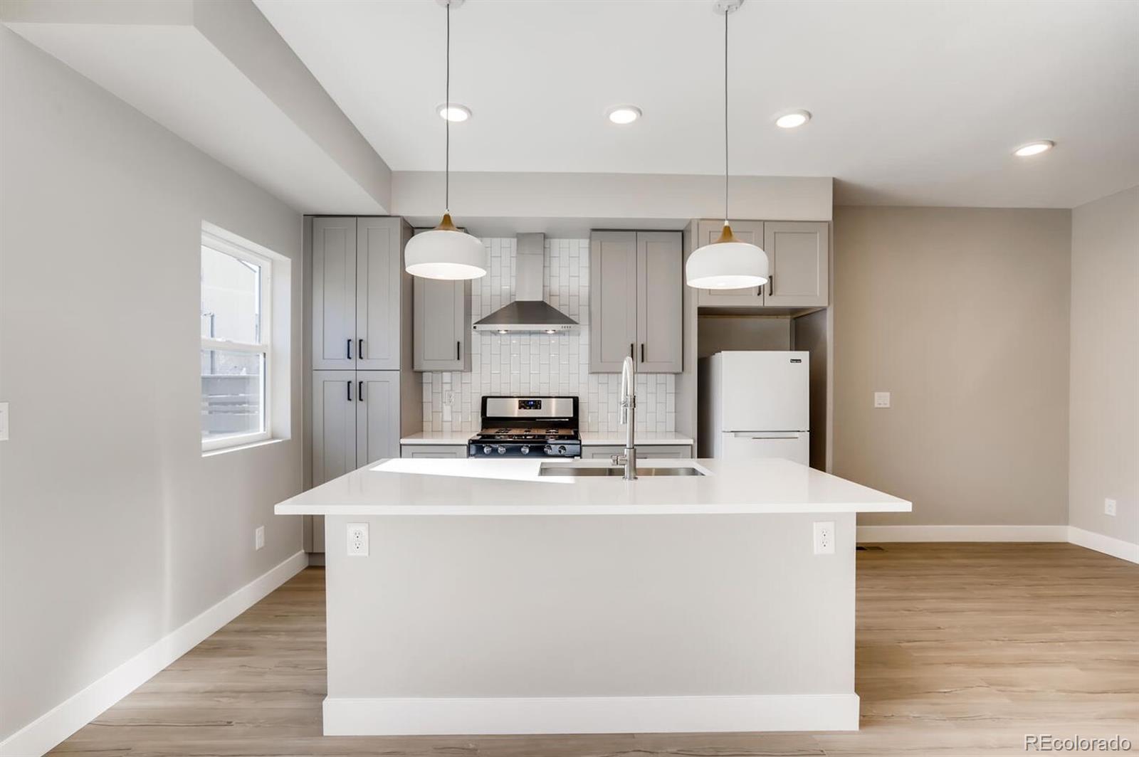 MLS Image #2 for 2810 w 53rd avenue,denver, Colorado