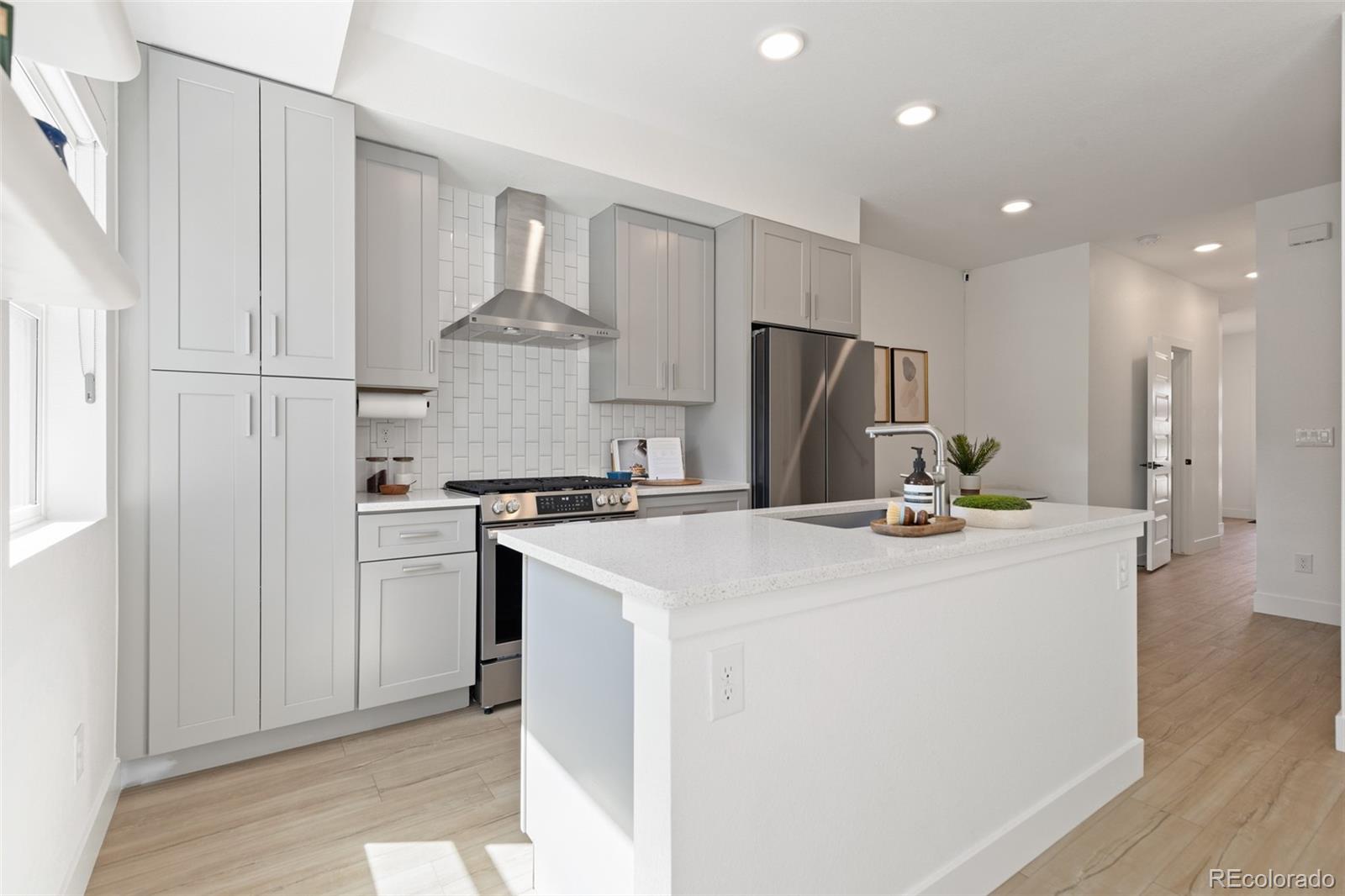 MLS Image #8 for 2810 w 53rd avenue ,denver, Colorado