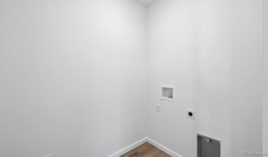 MLS Image #15 for 24111 e 30th place,aurora, Colorado