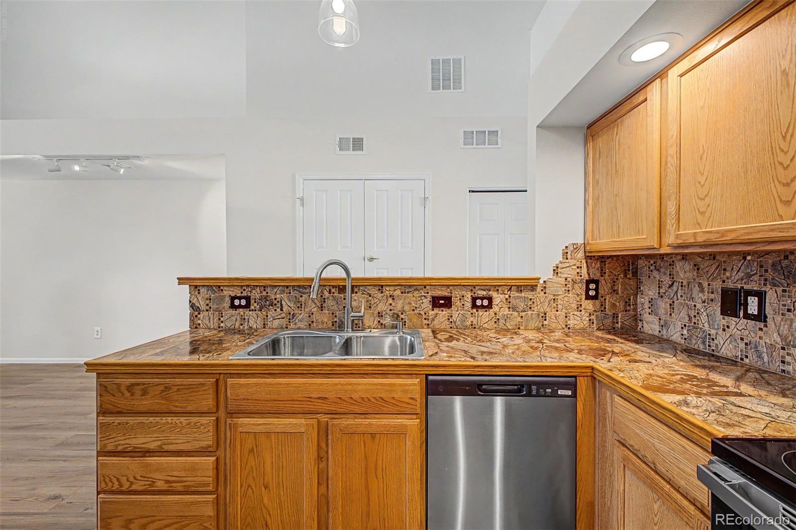 MLS Image #12 for 2551 s bahama circle d,aurora, Colorado