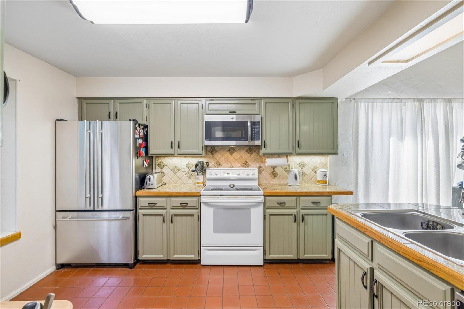 MLS Image #3 for 5576 w 75th drive,arvada, Colorado