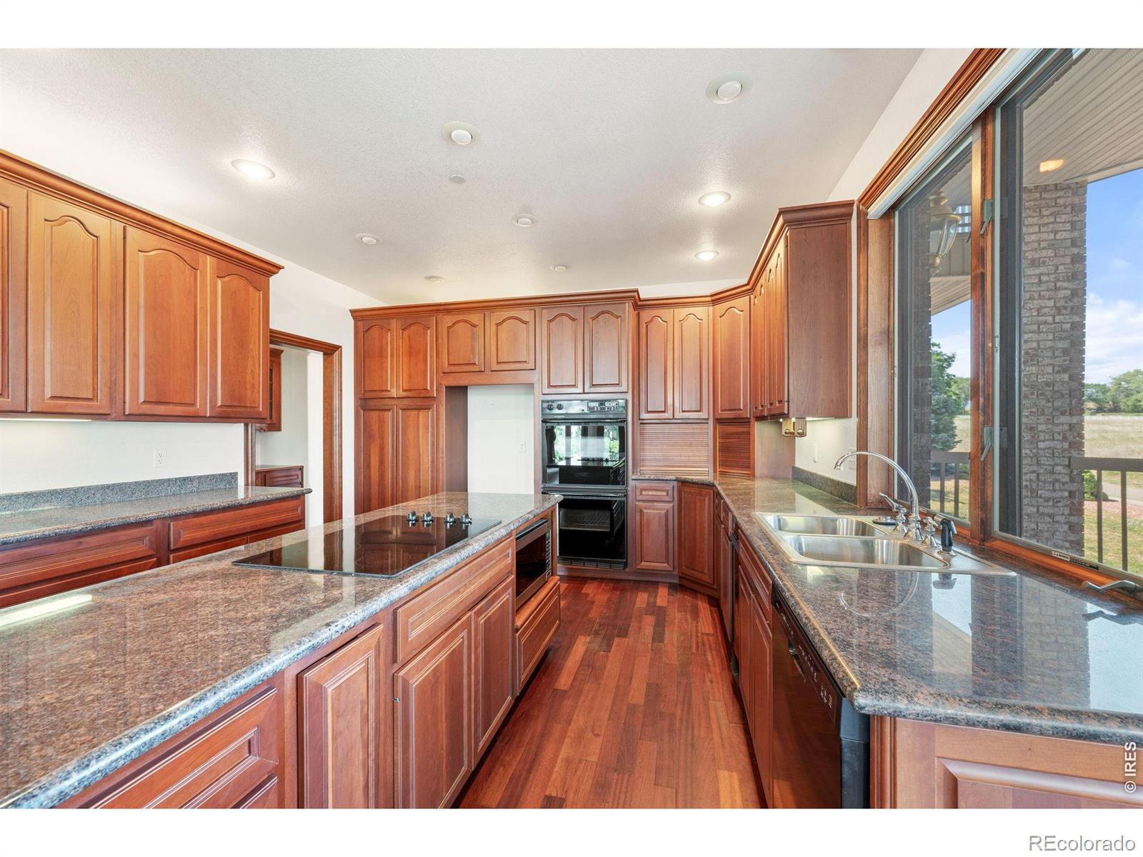 MLS Image #14 for 10040  niwot road,longmont, Colorado