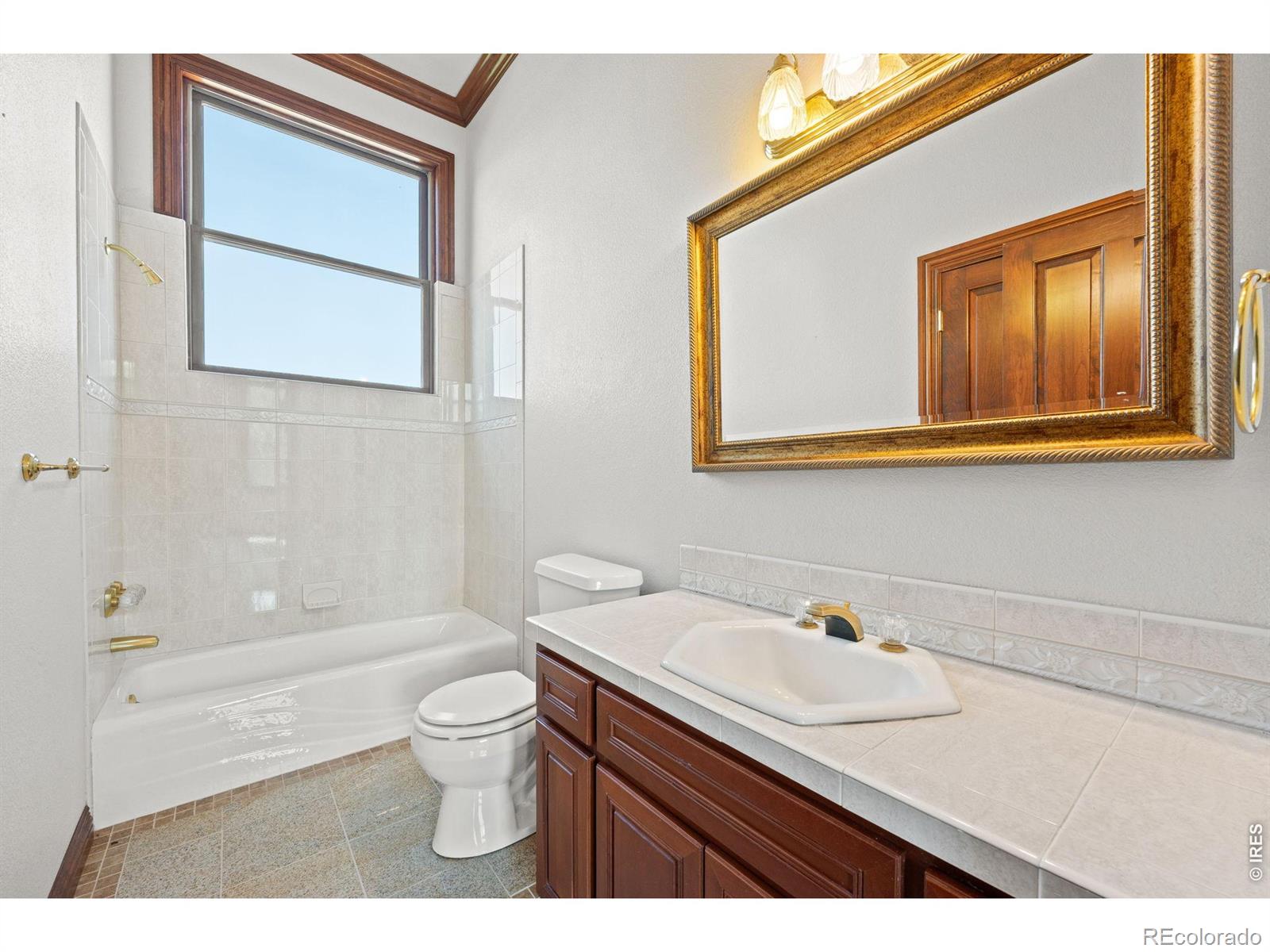 MLS Image #34 for 10040  niwot road,longmont, Colorado