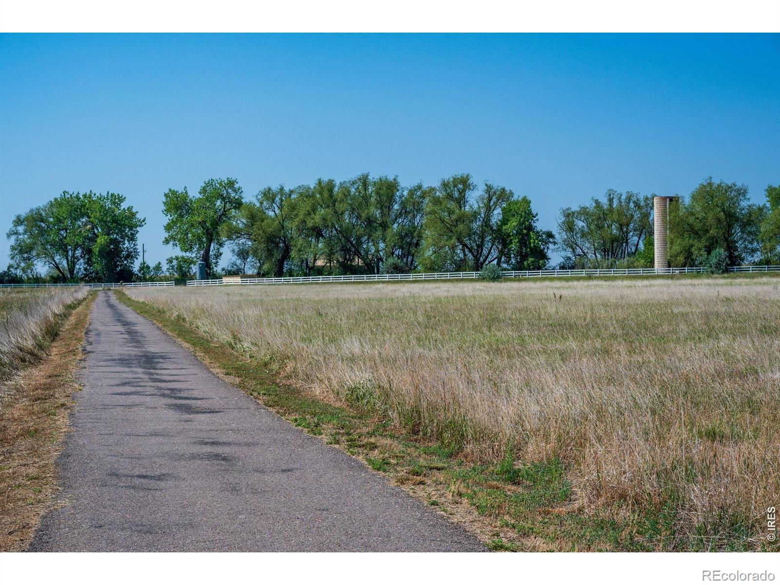 MLS Image #38 for 10040  niwot road,longmont, Colorado