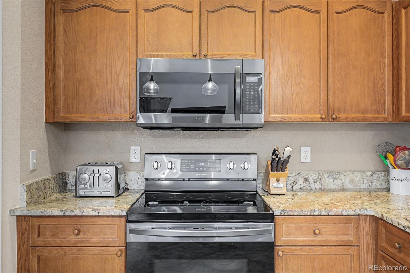 MLS Image #10 for 10563  victor street,commerce city, Colorado