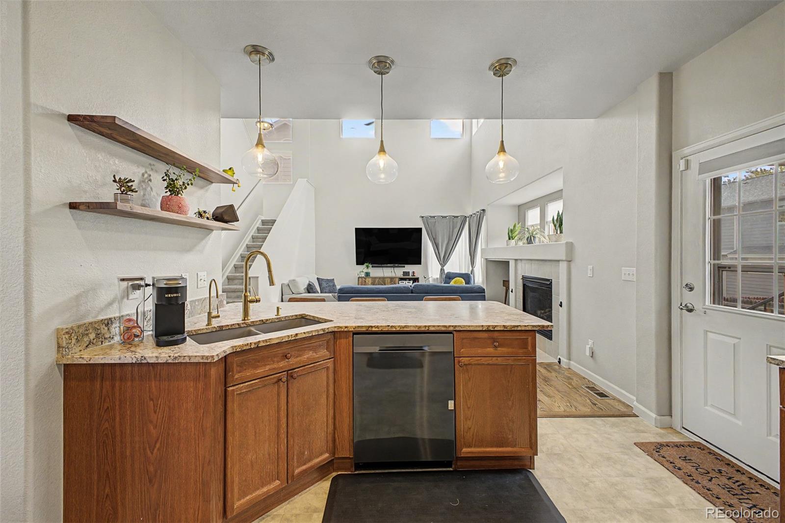 MLS Image #11 for 10563  victor street,commerce city, Colorado