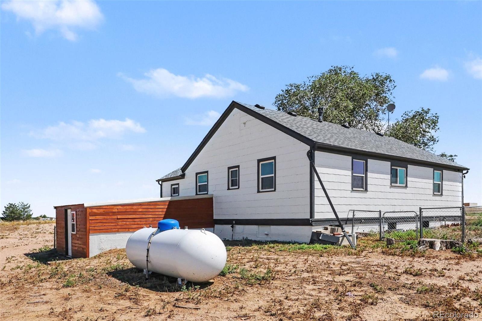 MLS Image #25 for 31993  county road 52 ,kersey, Colorado