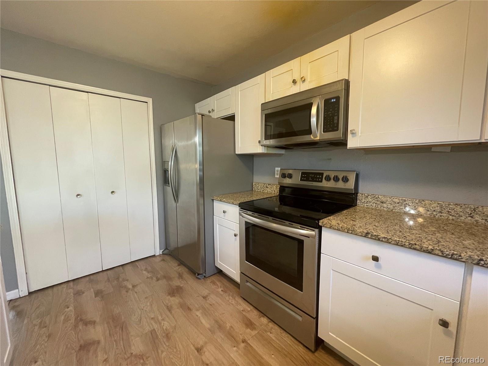 MLS Image #7 for 3919  smoke tree drive,colorado springs, Colorado