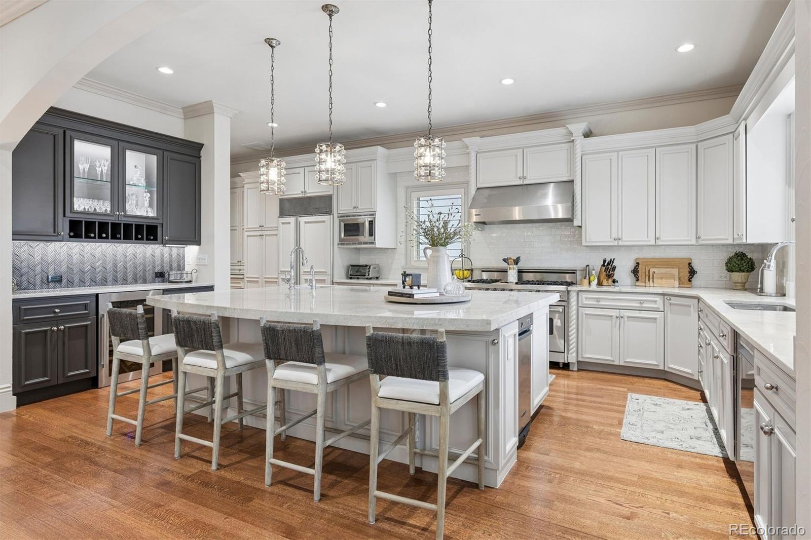 MLS Image #13 for 2700 e 4th avenue,denver, Colorado