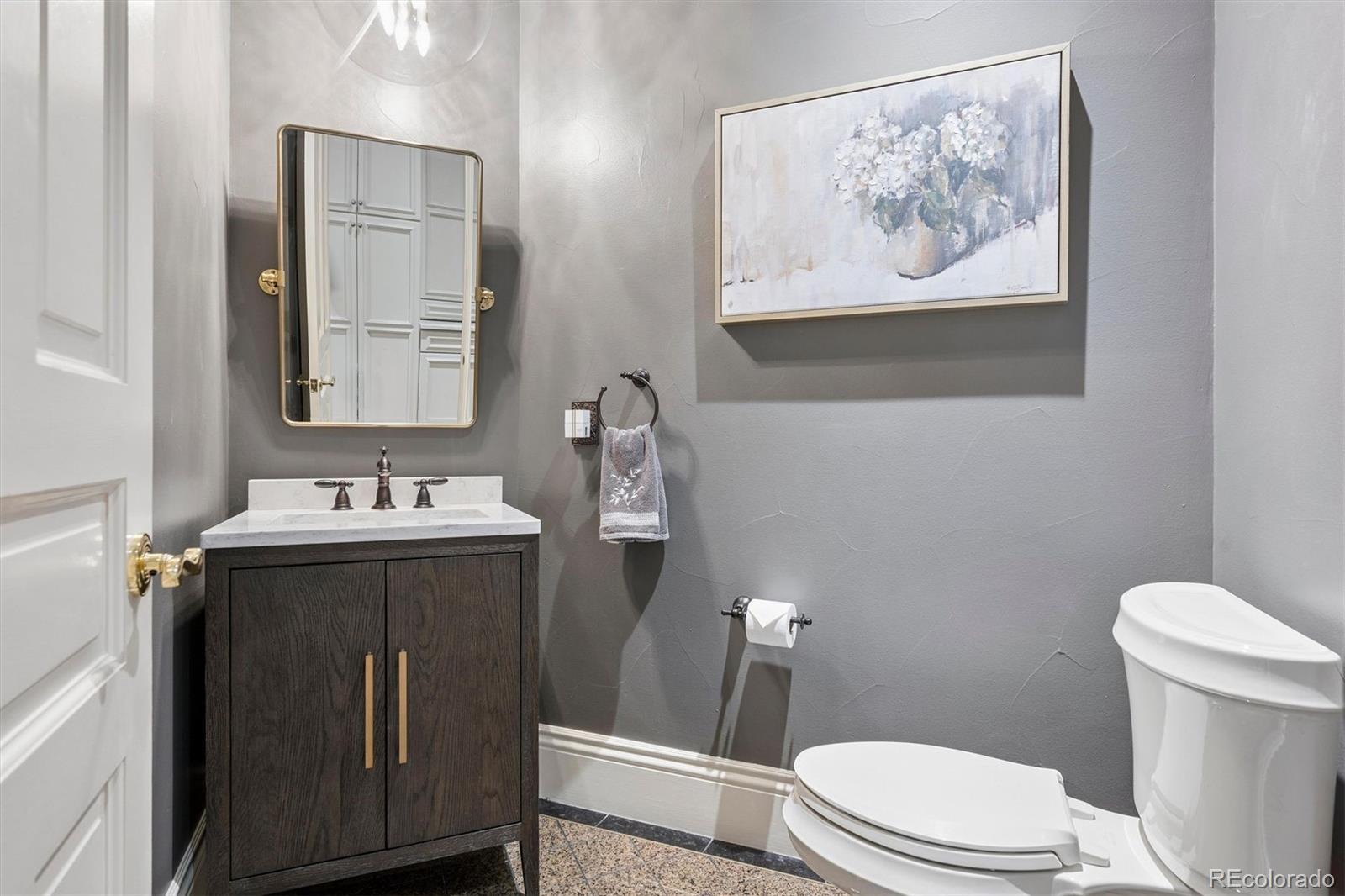 MLS Image #17 for 2700 e 4th avenue,denver, Colorado