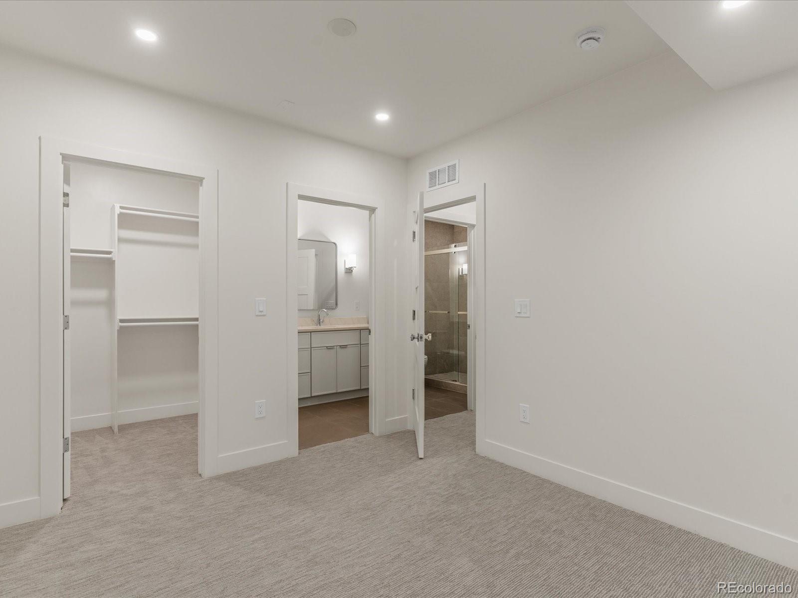 MLS Image #13 for 2425  meade street,denver, Colorado