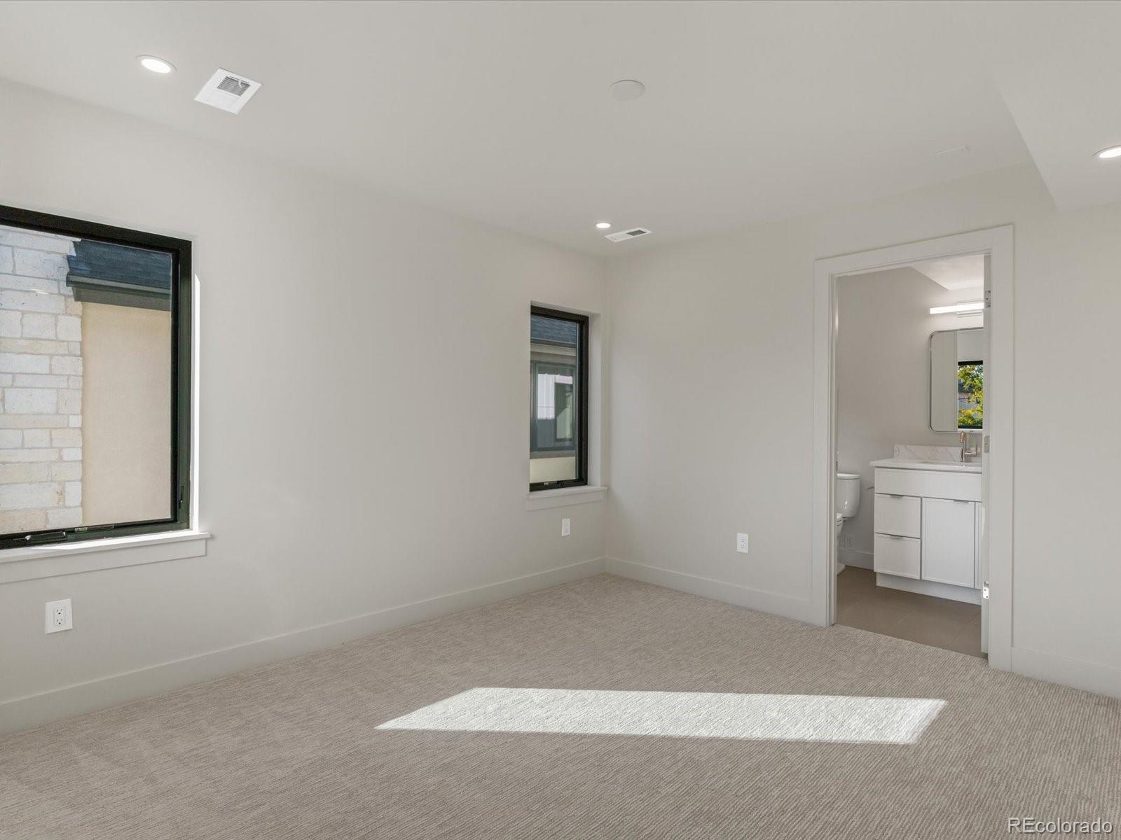 MLS Image #9 for 2425  meade street,denver, Colorado