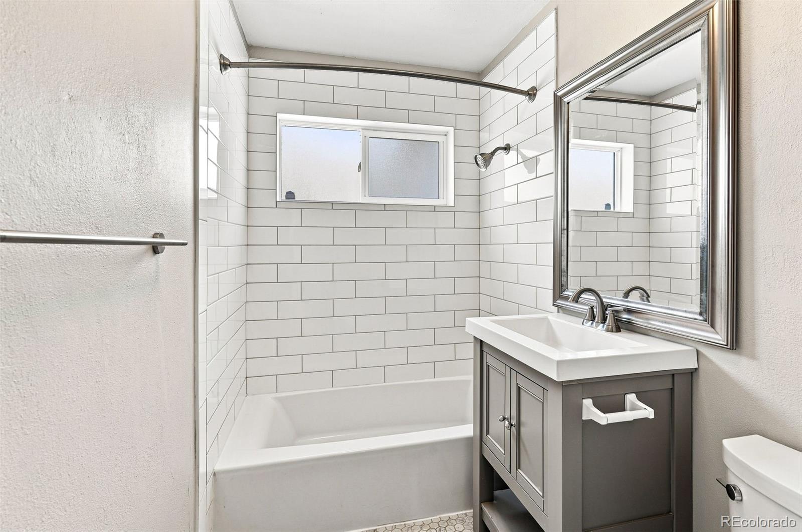 MLS Image #17 for 5675 e minnesota drive,denver, Colorado