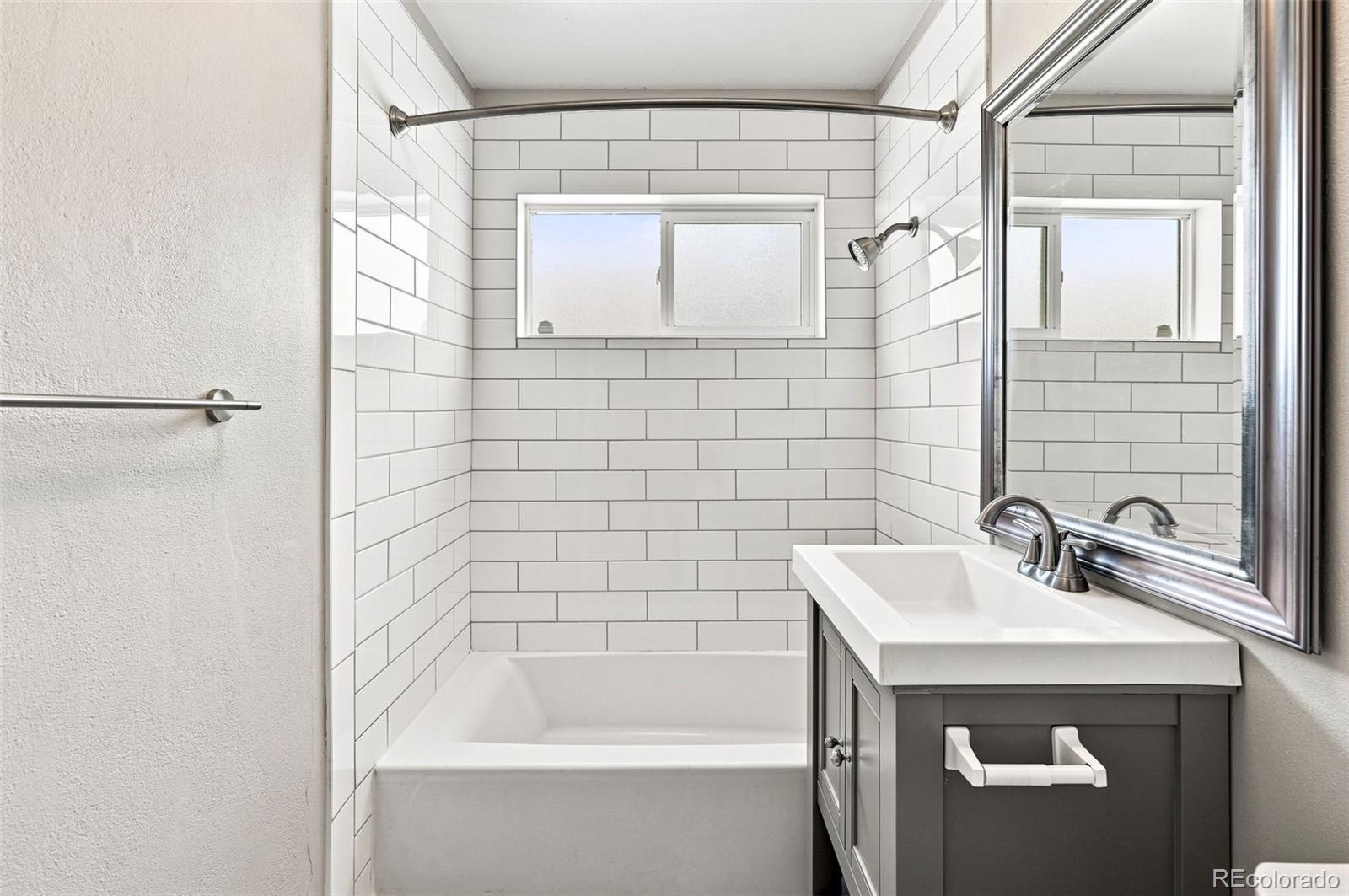 MLS Image #18 for 5675 e minnesota drive,denver, Colorado