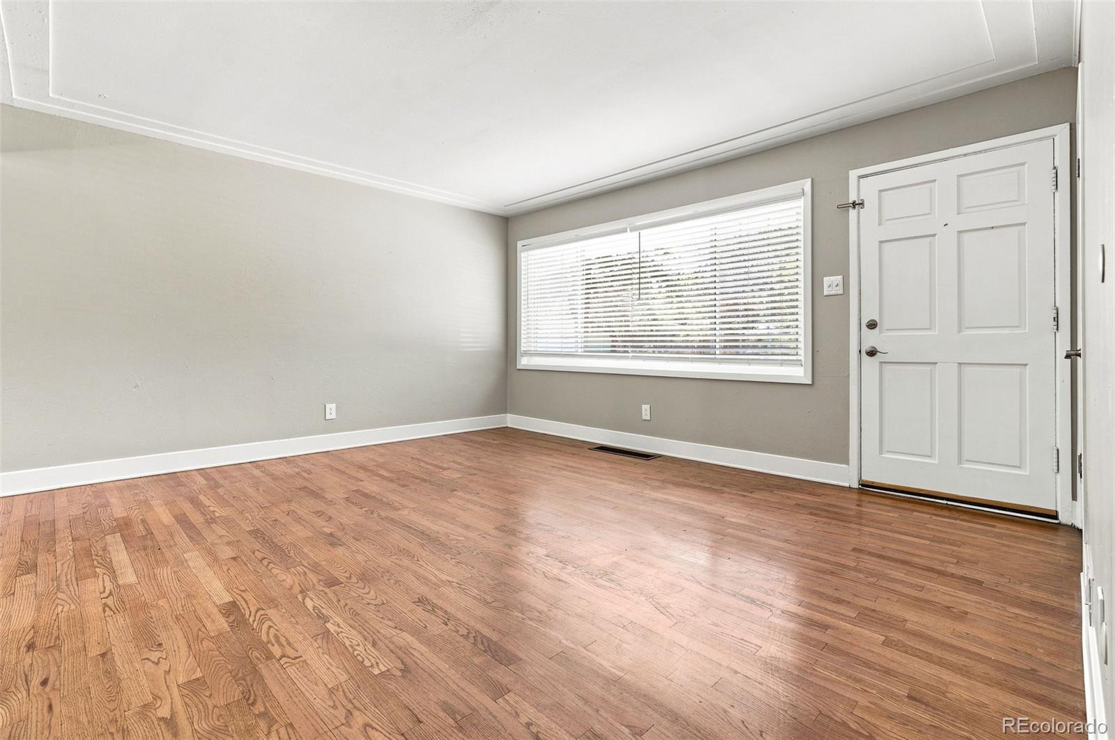 MLS Image #4 for 5675 e minnesota drive,denver, Colorado