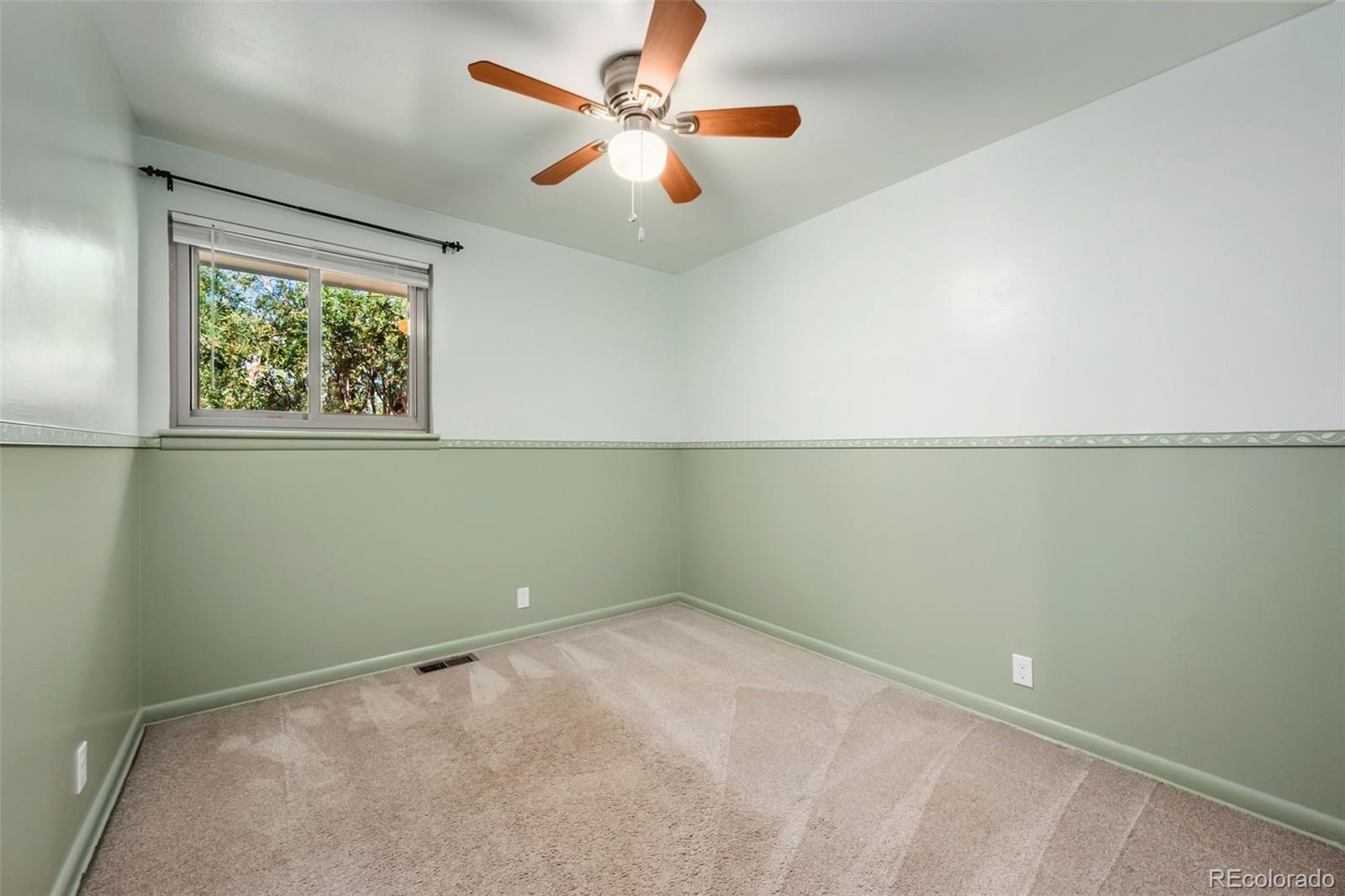 MLS Image #10 for 600 e 78th place,denver, Colorado