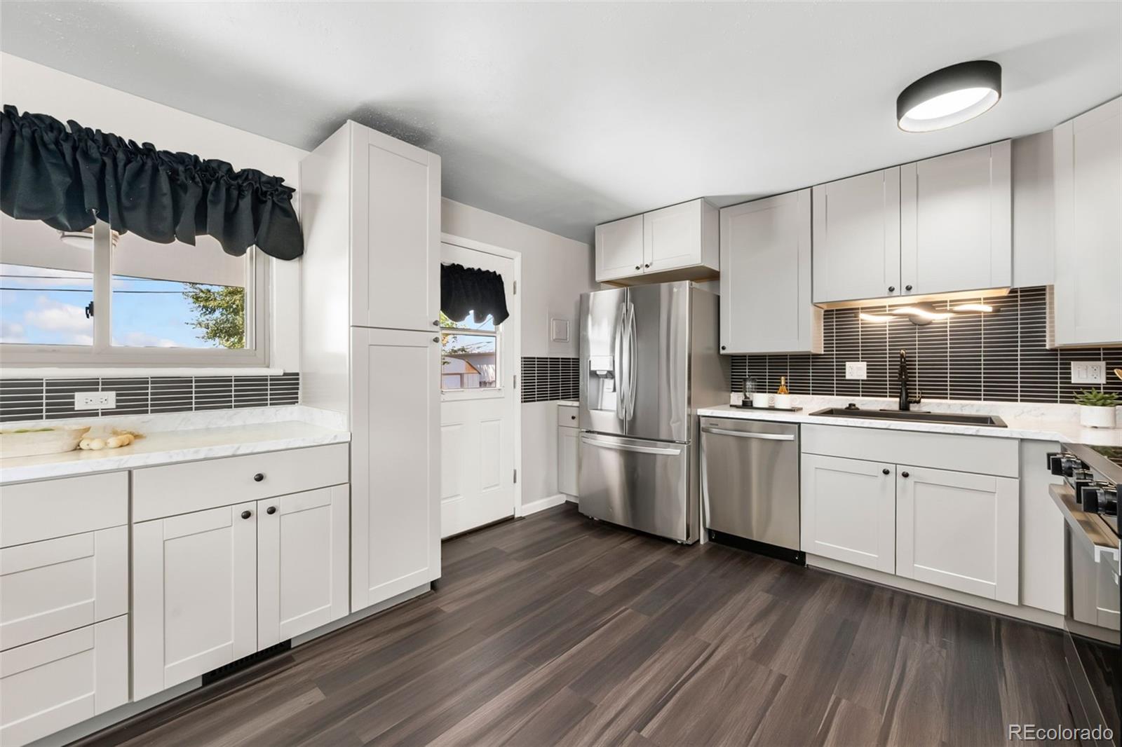 MLS Image #2 for 600 e 78th place,denver, Colorado