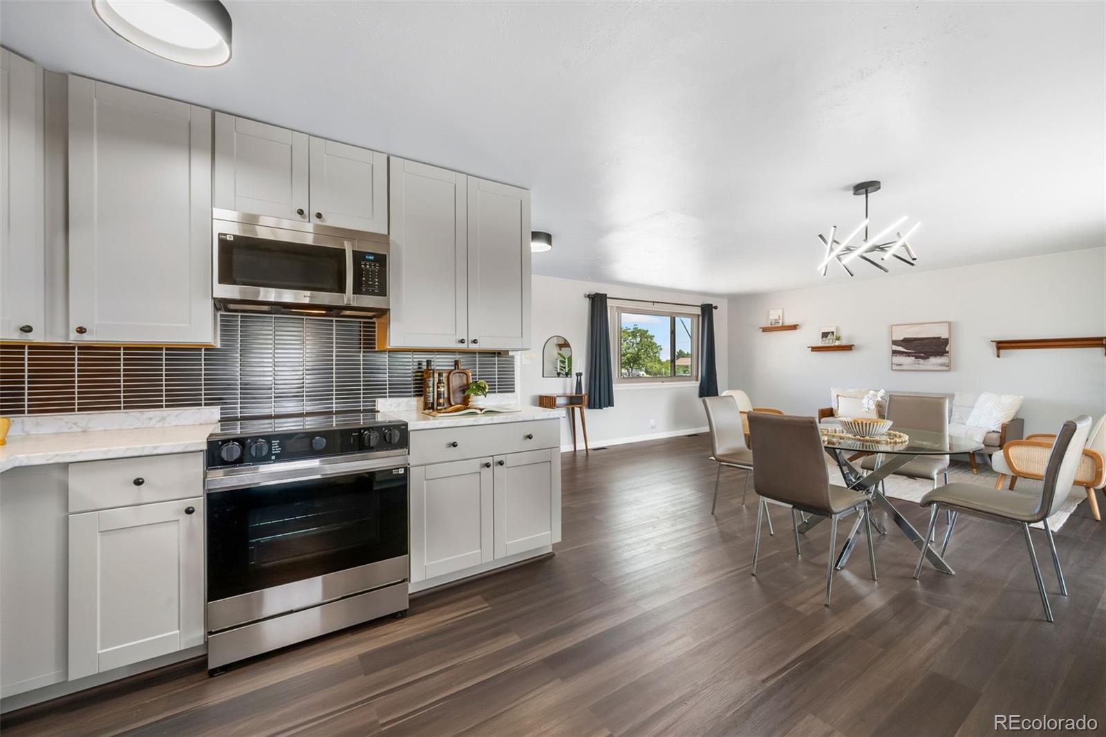 MLS Image #3 for 600 e 78th place,denver, Colorado