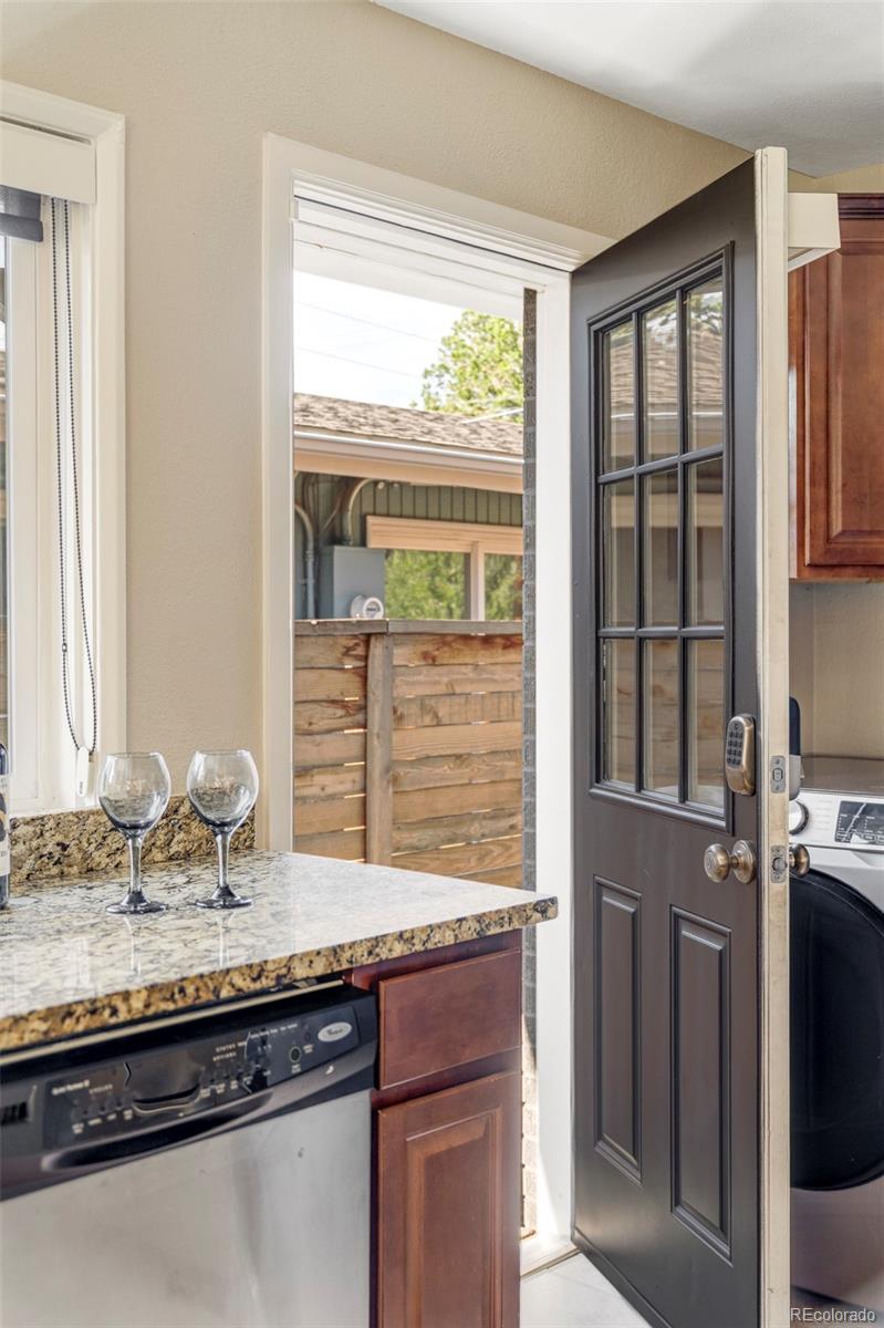 MLS Image #24 for 1709  xenia street,denver, Colorado