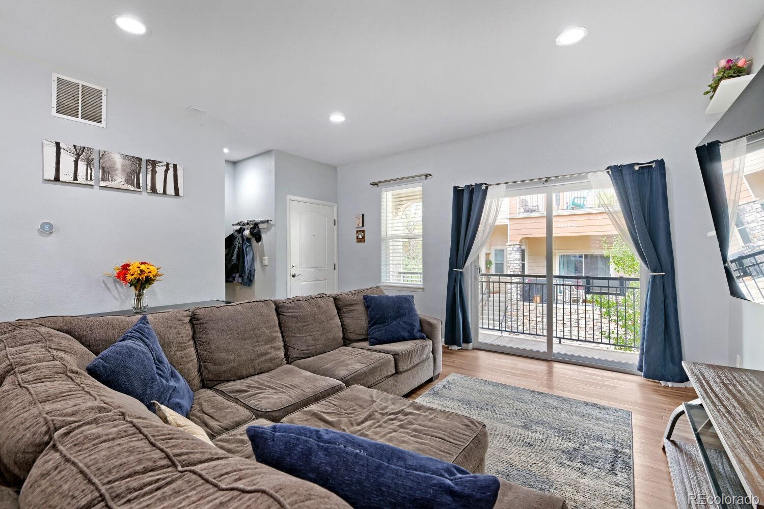 MLS Image #6 for 11250  florence street,commerce city, Colorado