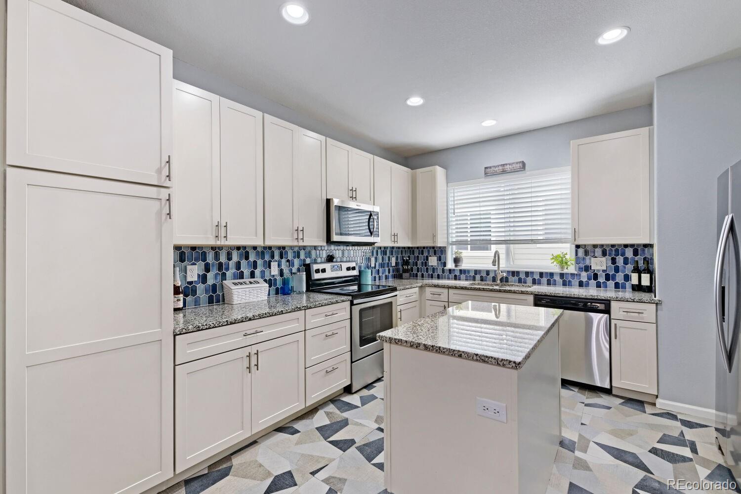 MLS Image #9 for 11250  florence street,commerce city, Colorado